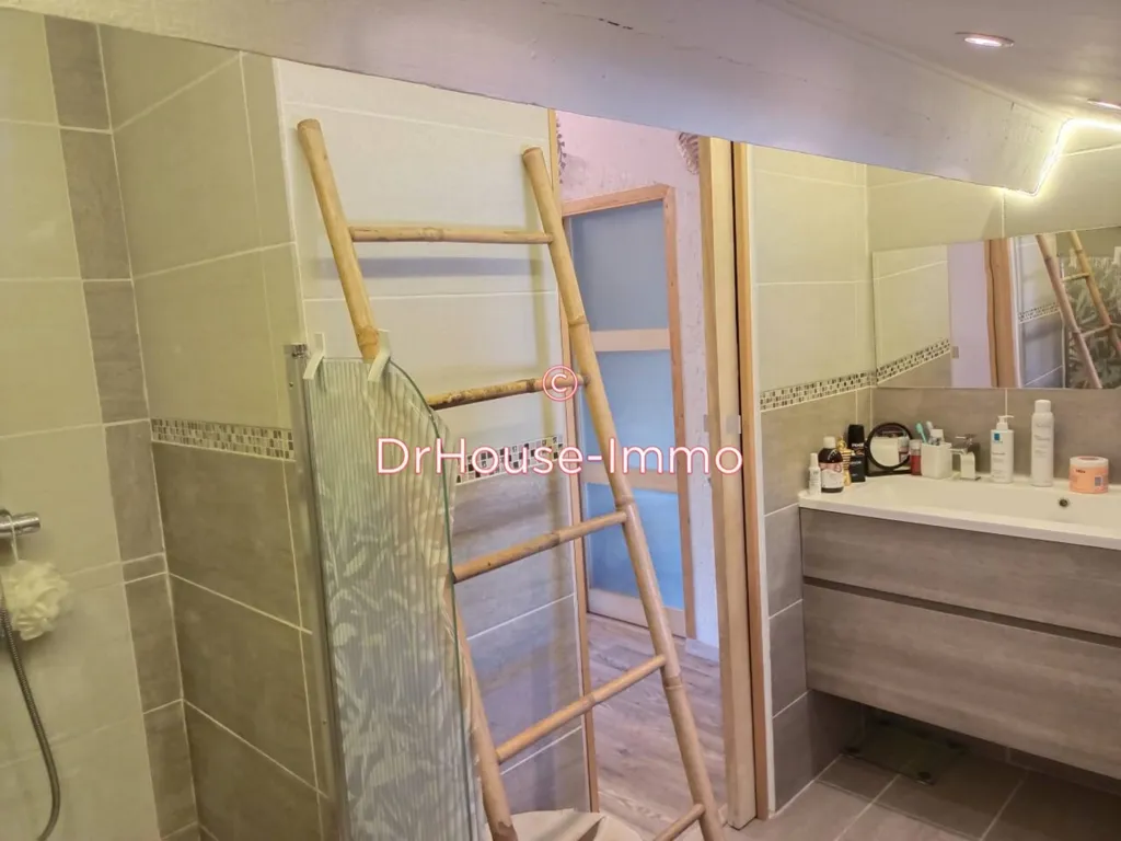 Salles de bain - Maison Atypique avec Piscine à La Crau