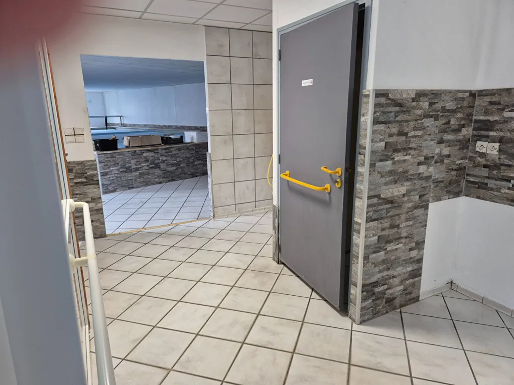 Hallway - Detached House with Covered Pool near Vesoul