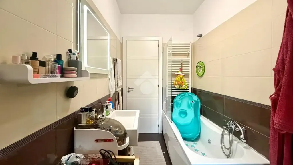 Salles de bain - Apartment with Panoramic Terrace in Rende