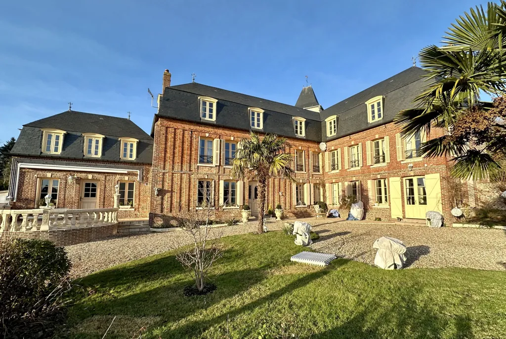 Außenansicht - 18th Century Château with Garden in Eaulne Valley