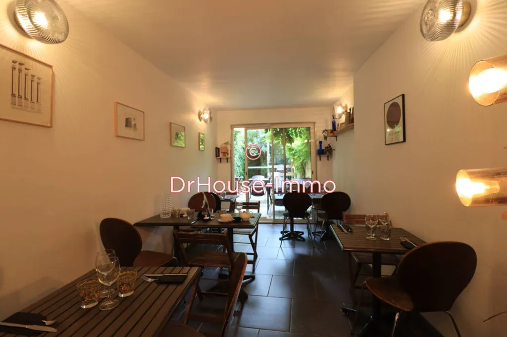 Dining Room - 9-Piece Investment Building in Bordeaux