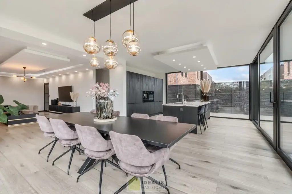 Sala da pranzo - Luxury Villa with Terrace in Overpelt