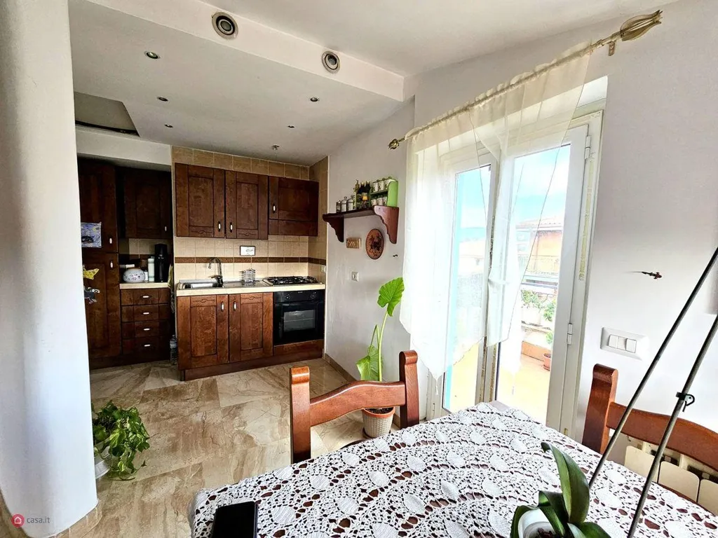 Salle à manger - Rustic Attico with Terrazzo in Ciampino