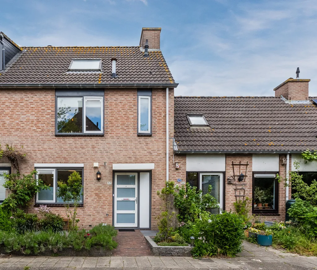 Välivaade - Family Home with Attic in Overbos, Hoofddorp