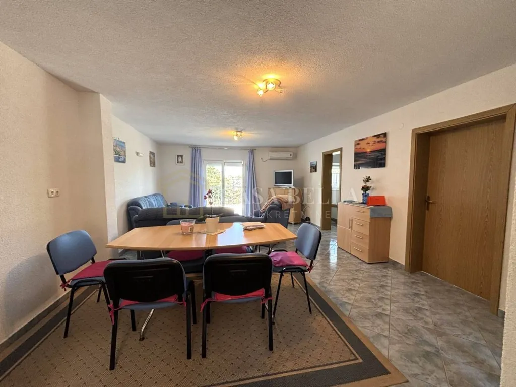 Salle à manger - Apartment with Sea View in Klenovica