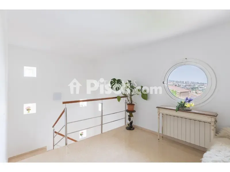 Pièces - Chalet with Private Garden in Alella