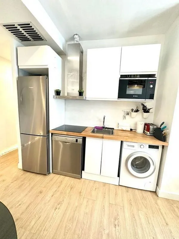 Cuisine - Furnished Apartment with West View in Madrid