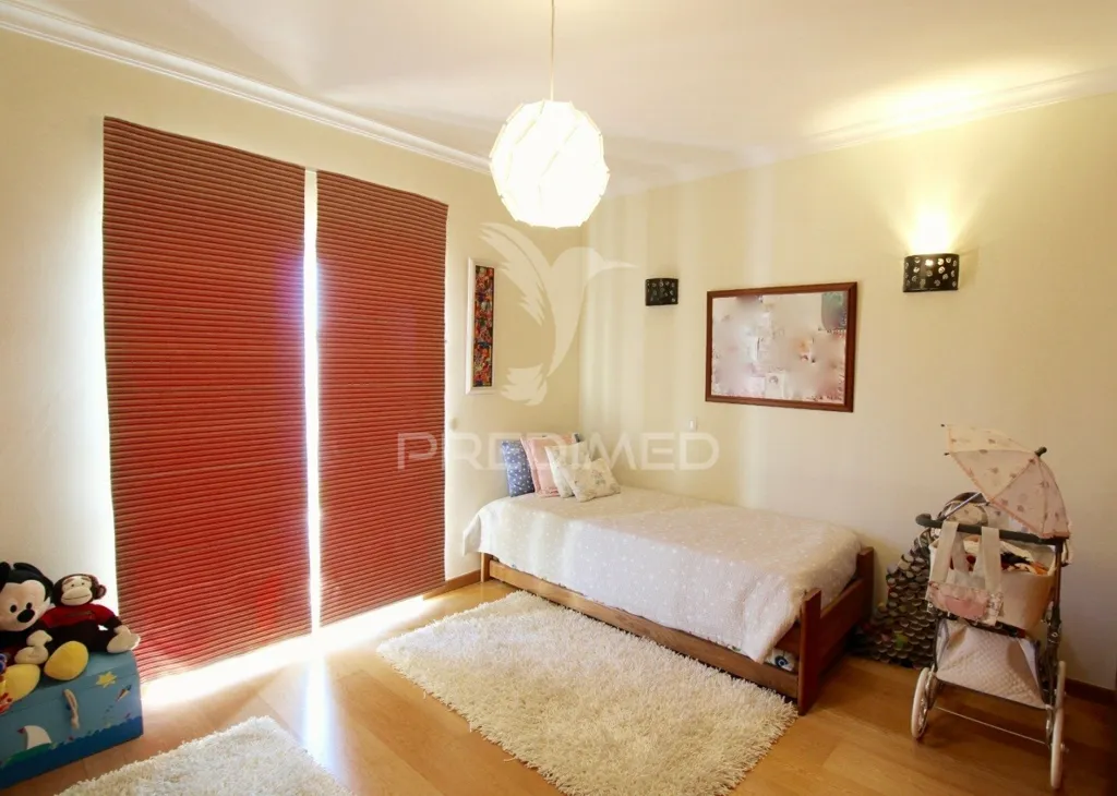 Chambres - House with Pool in Proximity to Faro