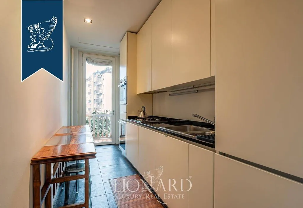 Cuisine - Luxury Duplex Flat with City Views in Milan