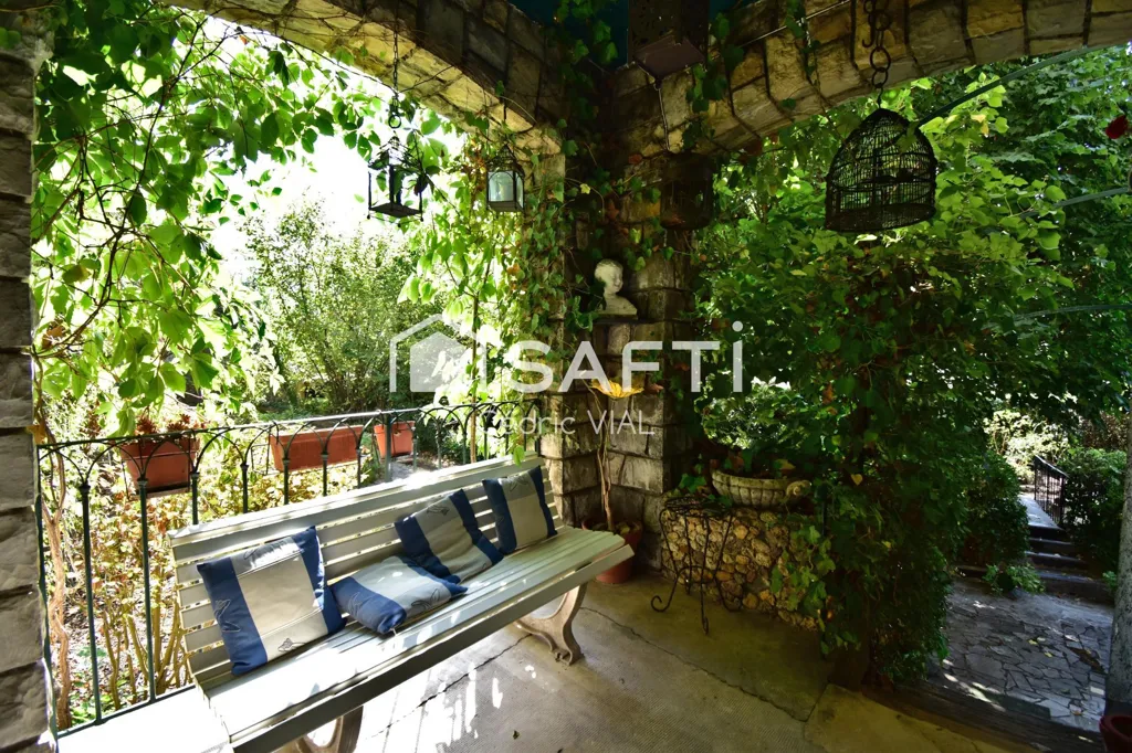 Terrasse - Charming 1920s House with Garden in Digne-les-Bains