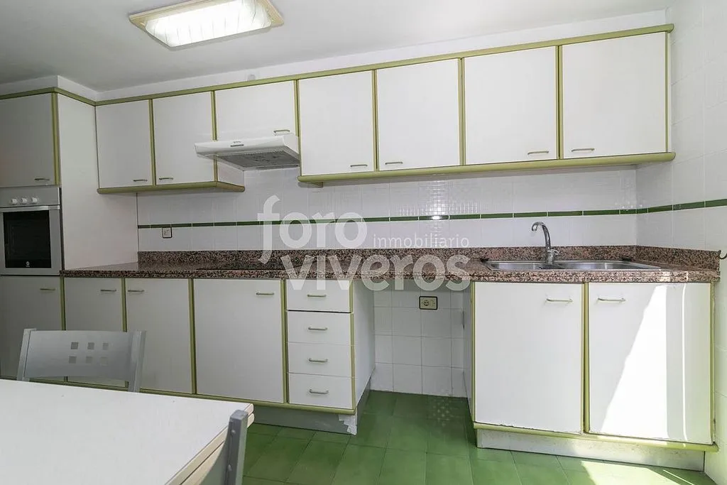 Kitchen - Apartment with Balcony and Lift in La Carrasca