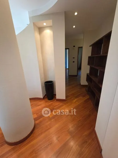 Esik - Exclusive Villa Apartment with Garden in Chieri