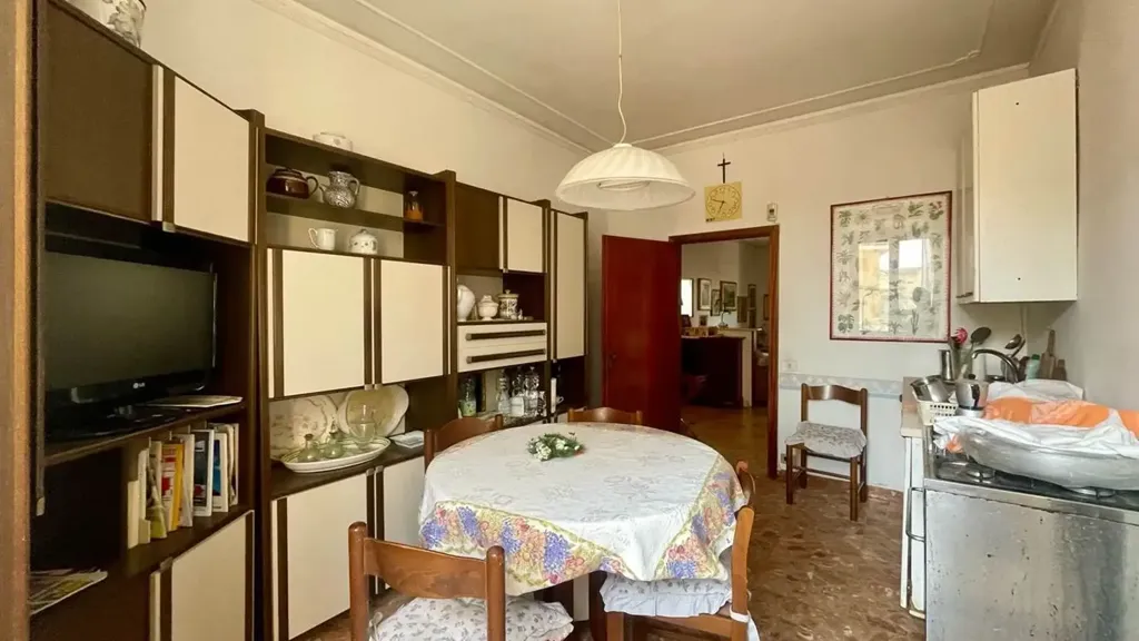 Söögituba - Apartment with Cellar in Ponterosso, Figline