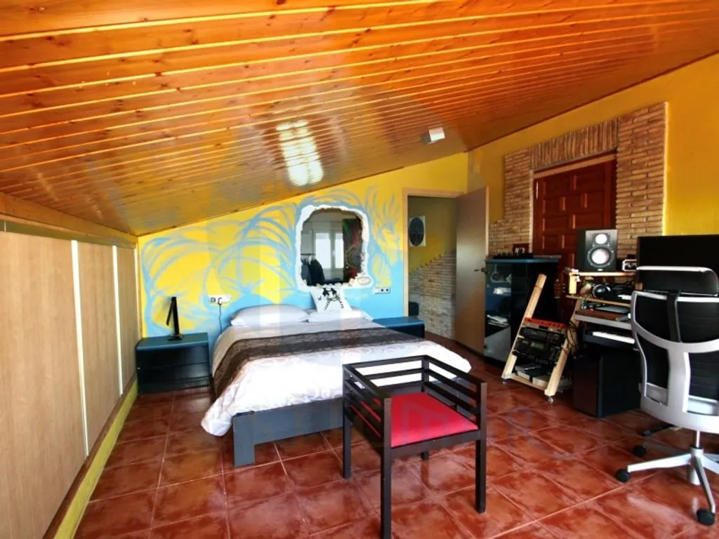 Magamistoad - Luxury Farmhouse with Pool in Camarles