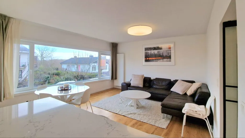 Elutuba - Renovated Apartment with Terrace in De Panne
