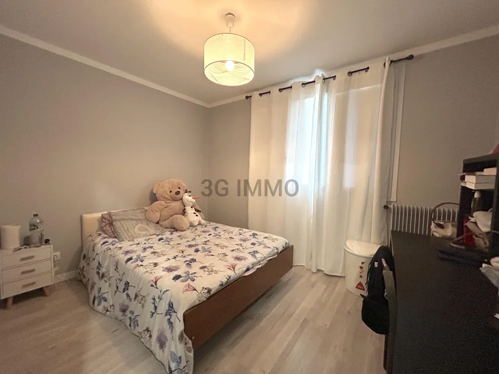 Magamistoad - 4-Piece Apartment with Garden in Coubron