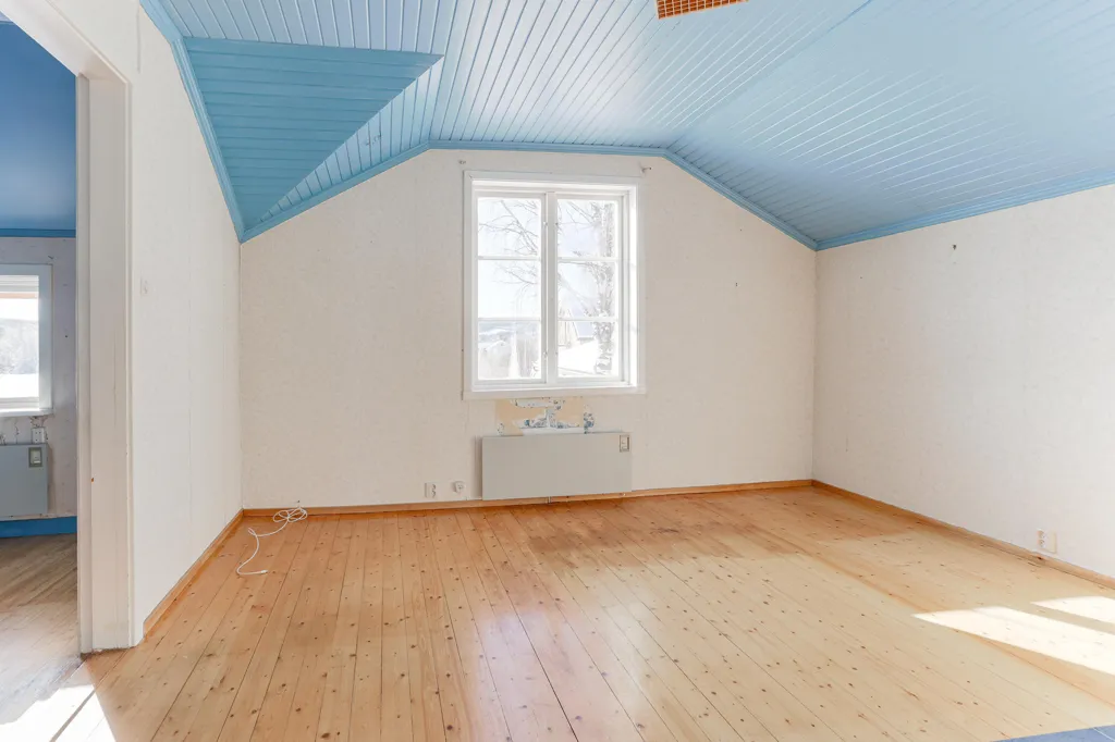 other_room