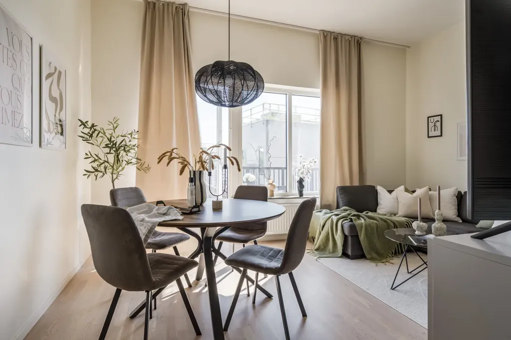 Salle à manger - Modern Flat with Balcony in Södra Ladugårdsängen