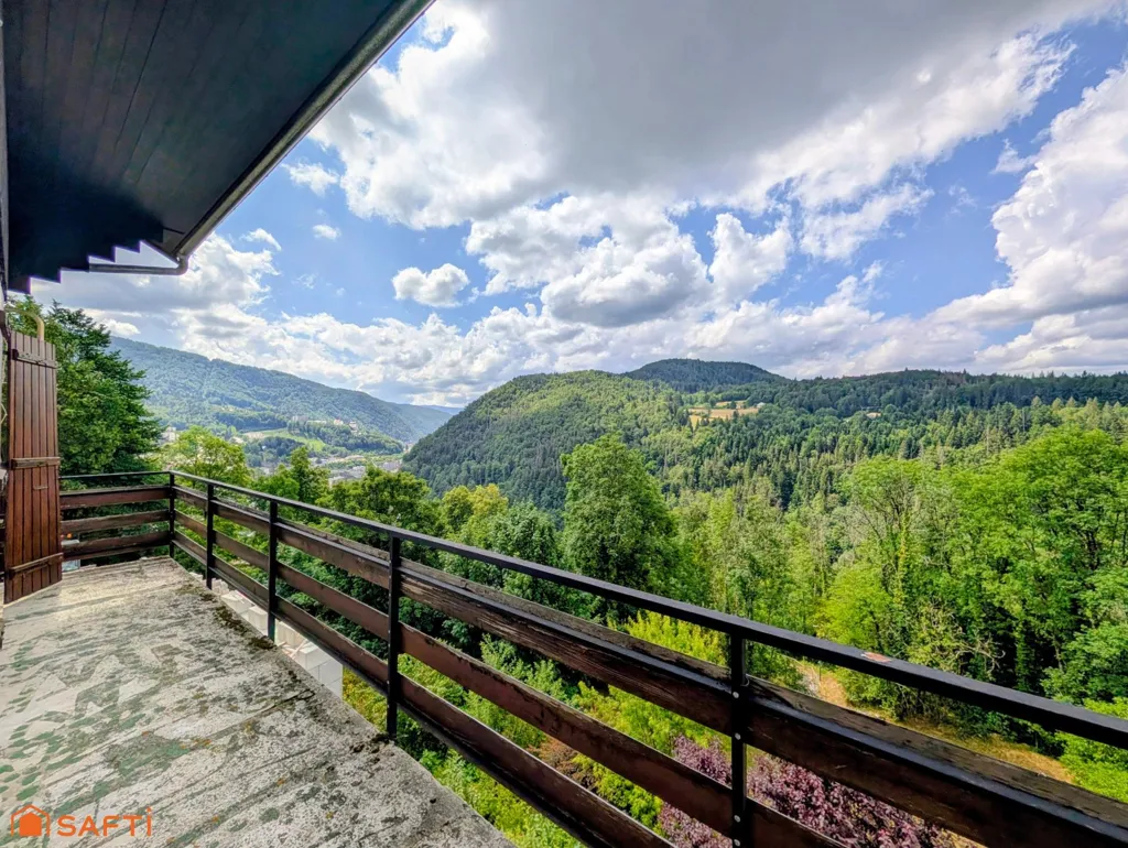 Balcone - Detached House with Valley View in Morbier