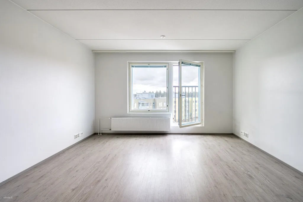 Toad - Studio with French Balcony in Espoo