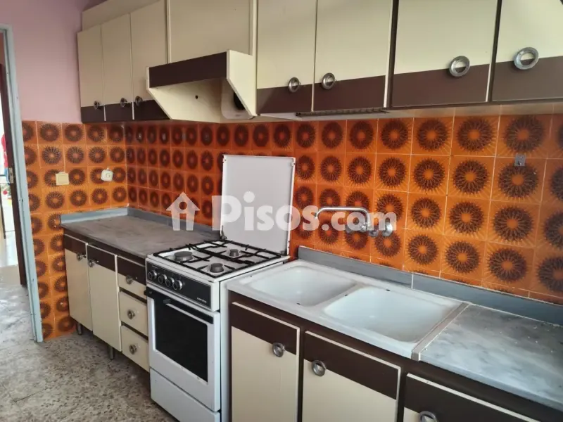 Cuisine - Spacious Flat with Balcony in Alhama de Murcia