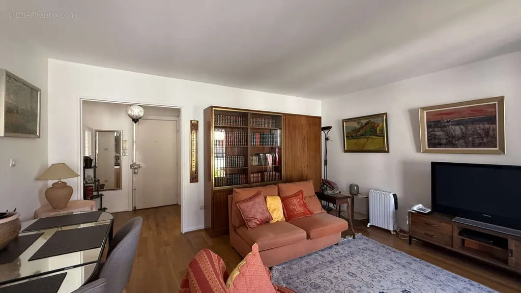 Séjour - Appartement 3P avec Terrasse à Saint-Germain-en-Laye