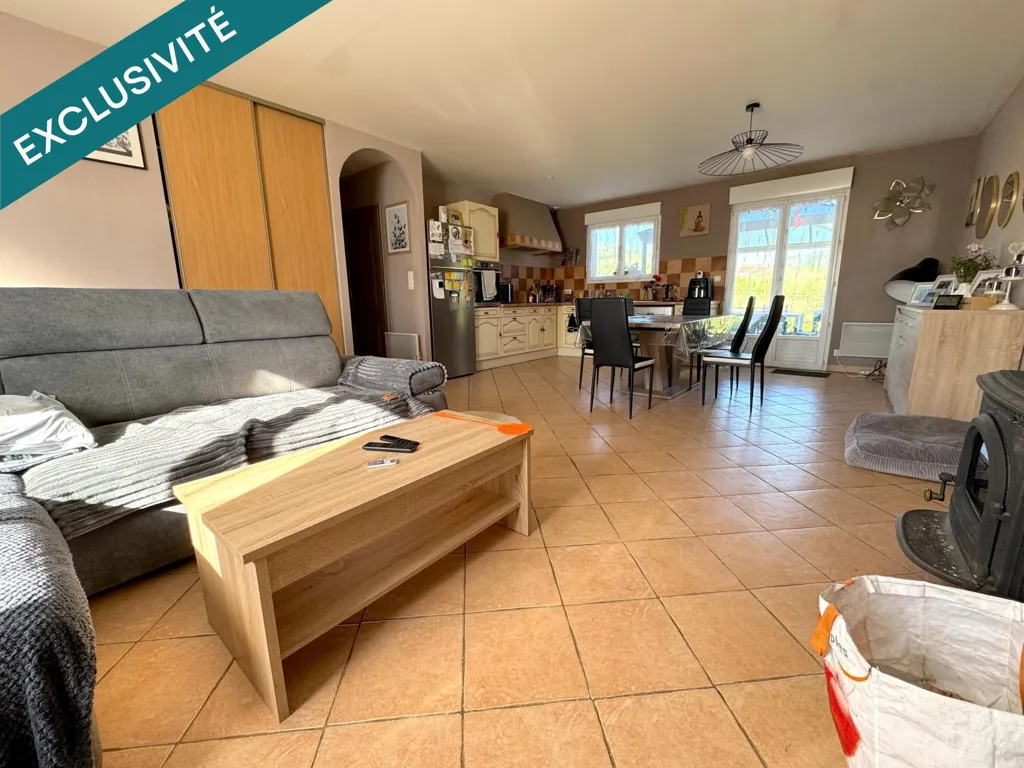 Dining Room - Contemporary House with Terrace in Cousance