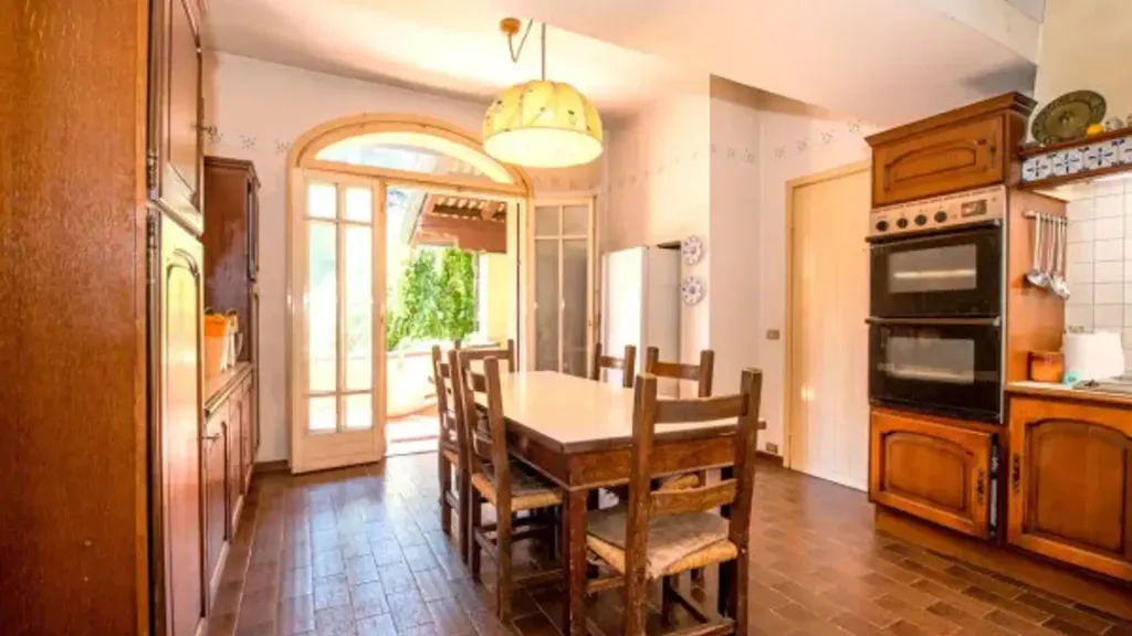 Cuisine - Luxury Villa with Pool in Cairate, Lombardy