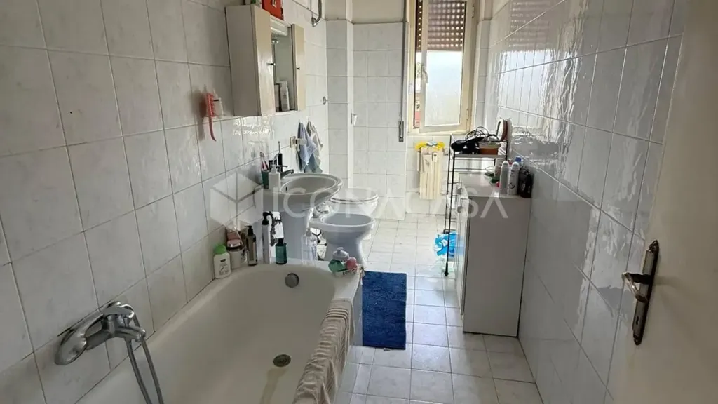 Bathrooms - Apartment with Balcony in Rome's Centocelle
