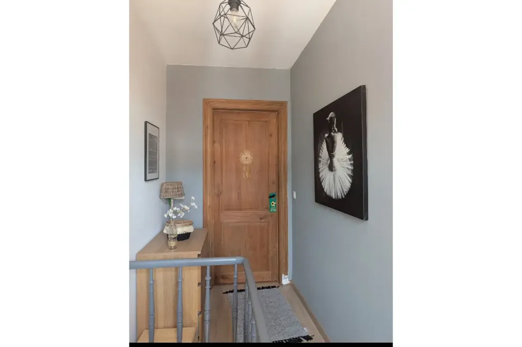 Esik - Partially Renovated House with Garden in Grivegnée