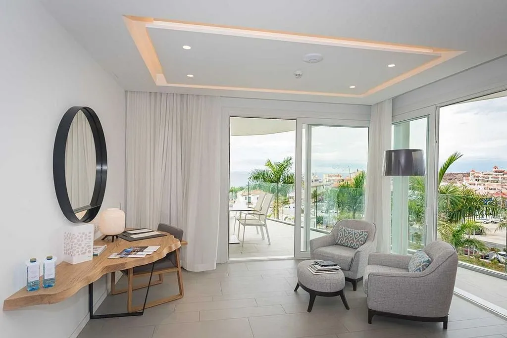 Soggiorno - Two Junior Suites with Pools in La Caleta