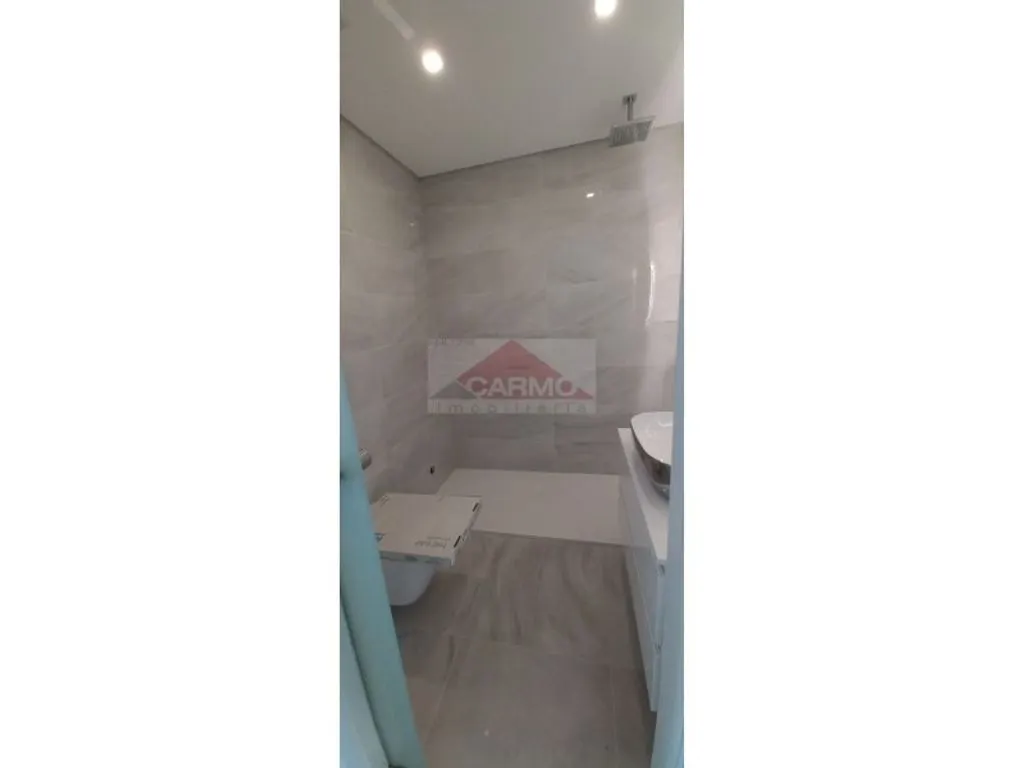 Bathrooms - Luxury T3 Flat with Solar Panels in Montijo