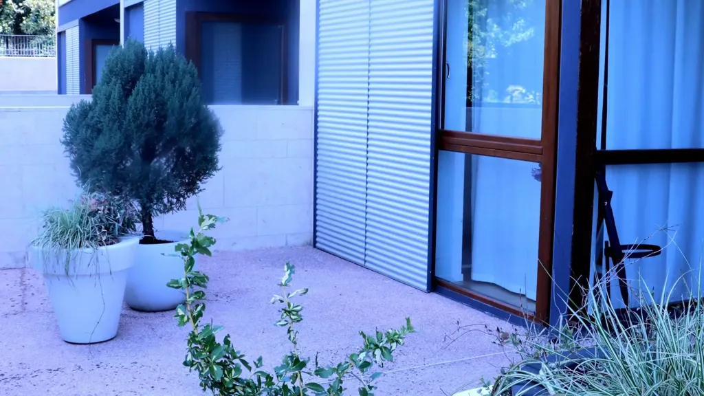 Garden - Modern Villa with Pool in Vittorio Veneto