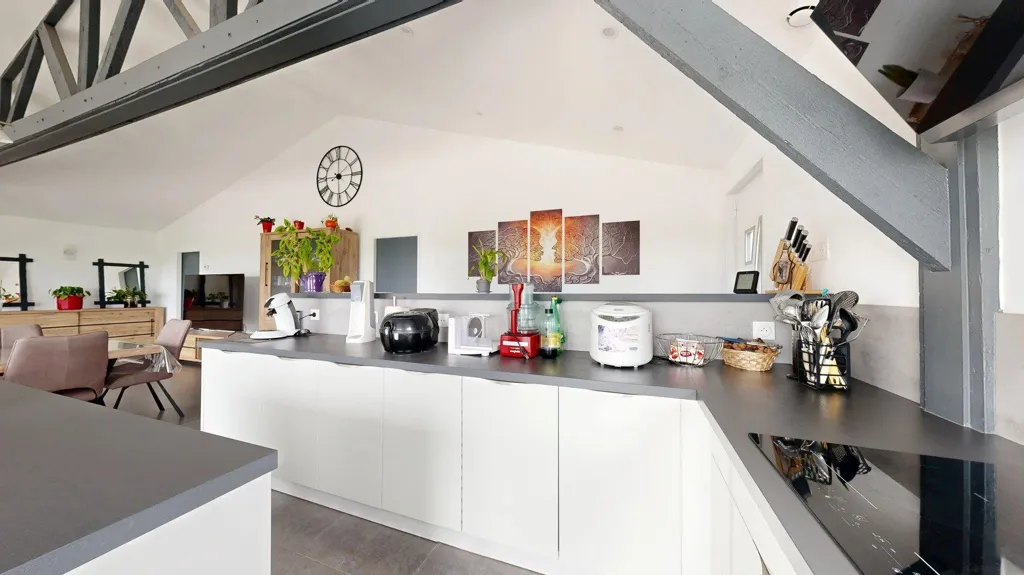 Cucina - Atypical Loft with Hangar in Arques