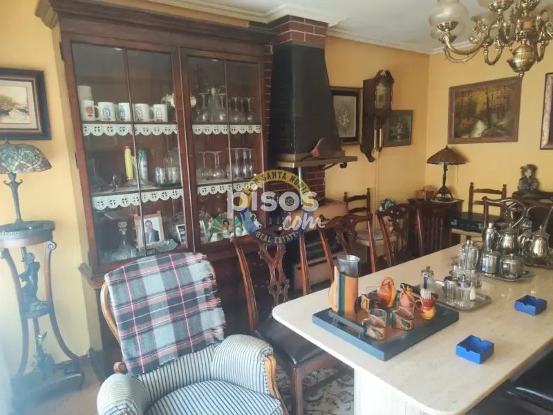 Dining Room - 3-bedroom house in ES
