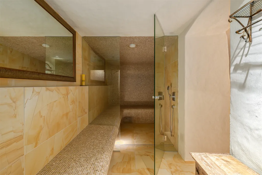 Bathrooms - Historic Villa with Garden in Tallinn