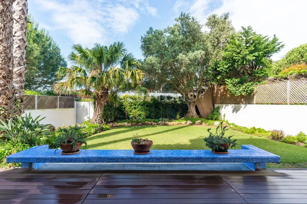 Aed - Luxury Villa with Pool in Estoril