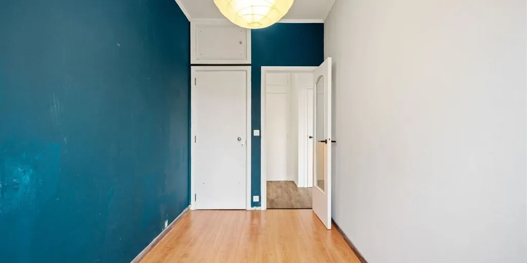 hallway_entrance