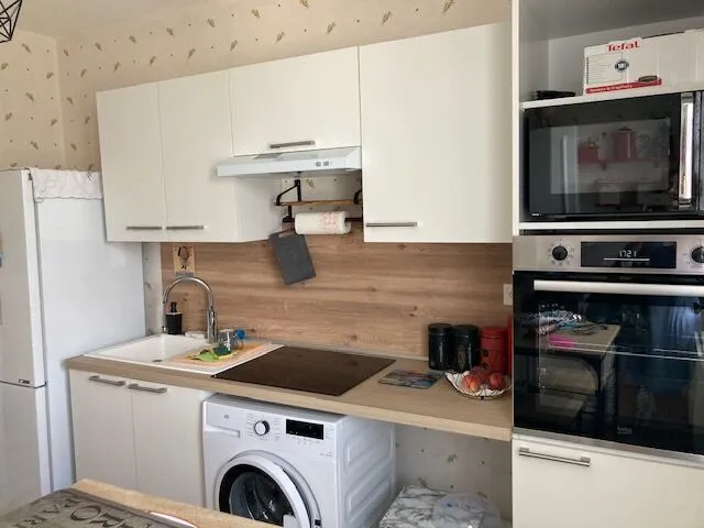 Cuisine - Appartement T3 avec Ascenseur et Parking en Centre-Ville