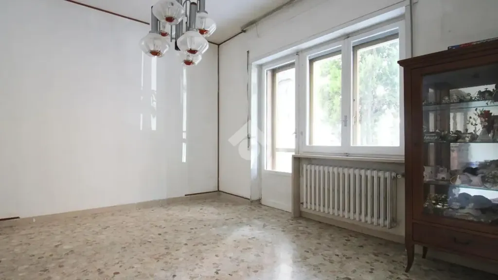 other_room