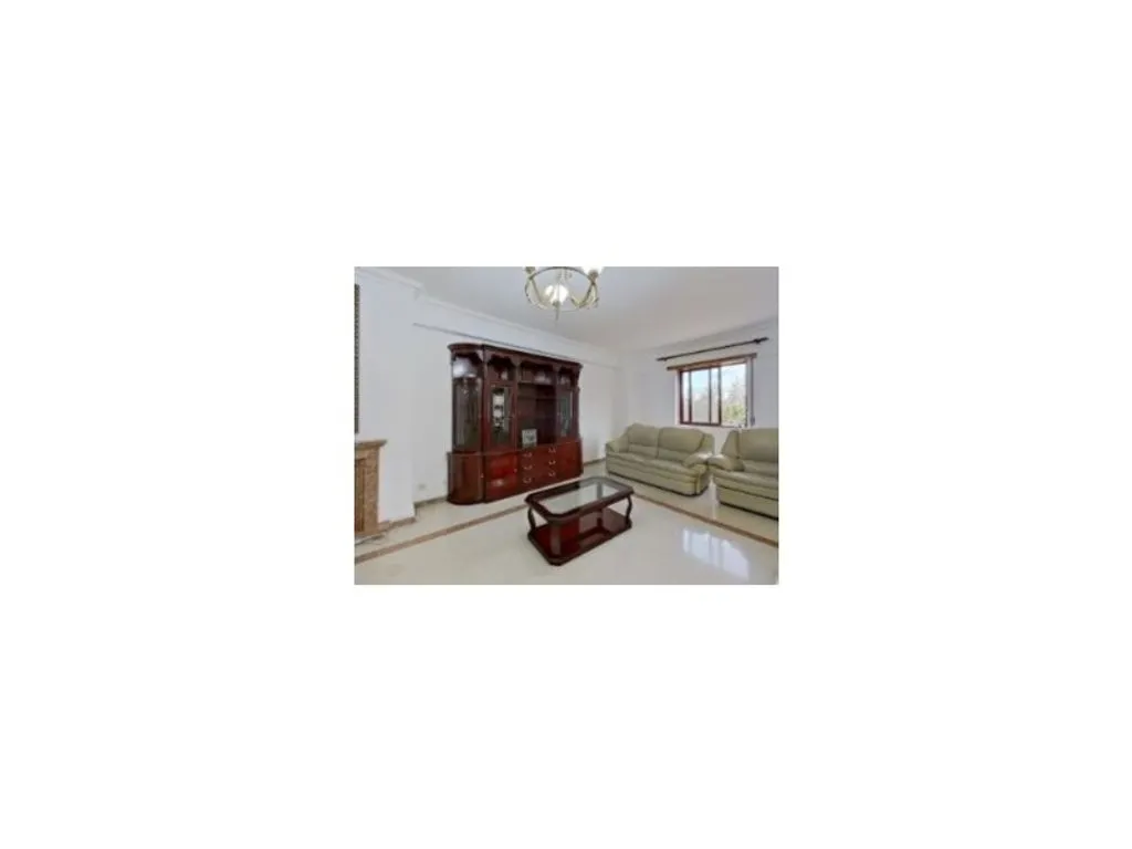 Soggiorno - Luxury Apartment with Garage in Odivelas