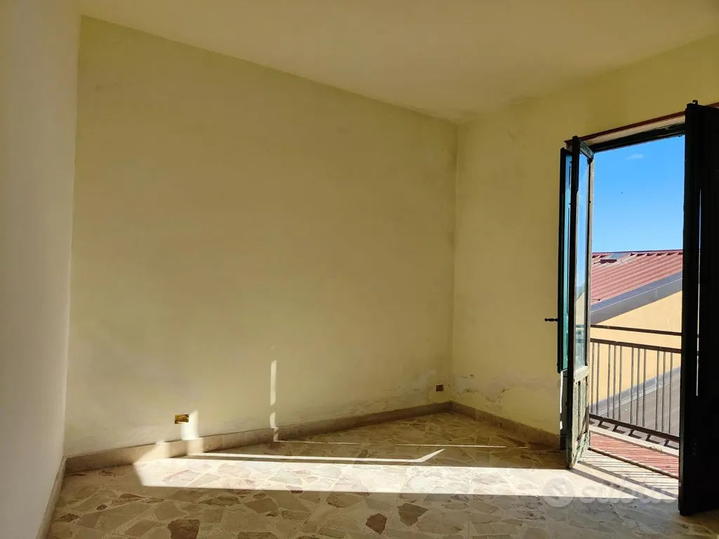 Pièces - Four-Level House with Panoramic View in Cammarata