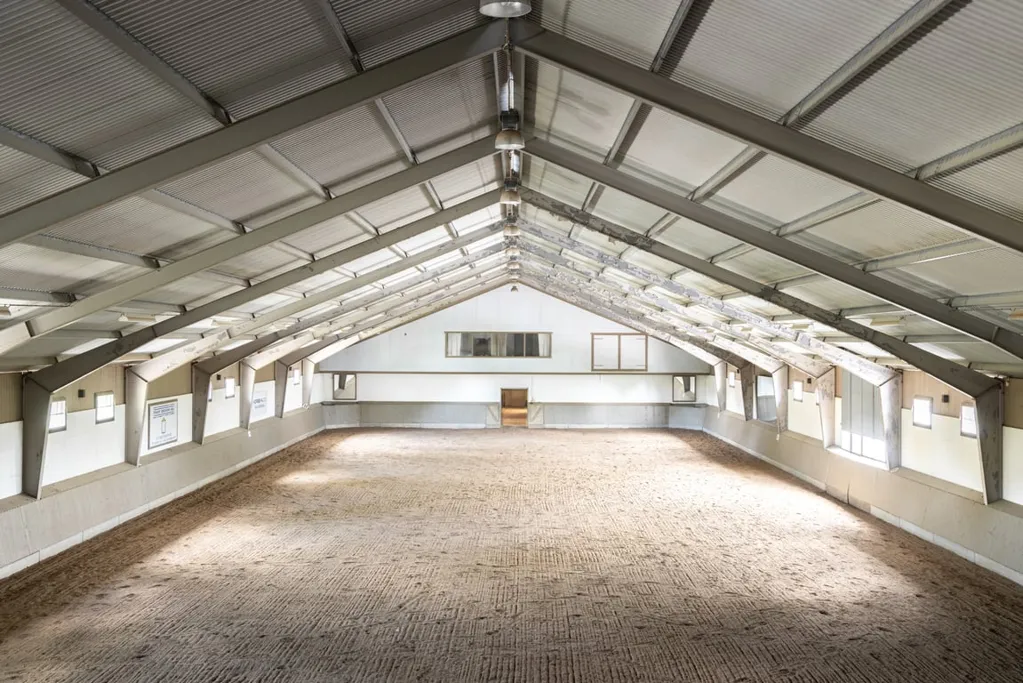 Pièces - Equestrian Facility with Pool in Helsingborg