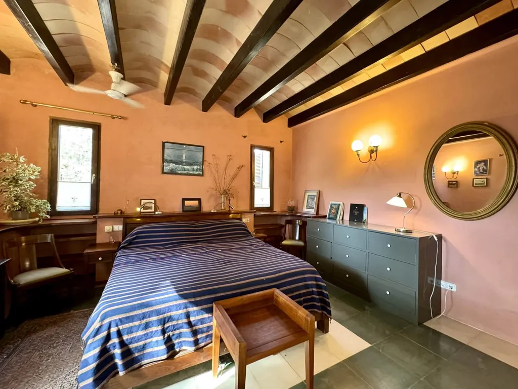 Chambres - Solar-Powered Country House with Mountain Views in Porreres