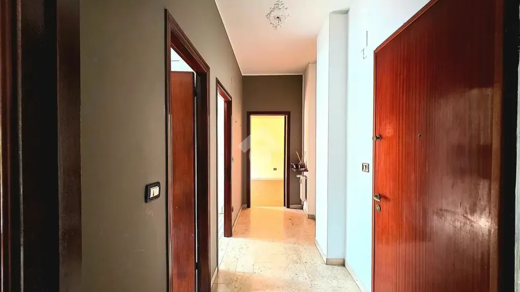 Entrée - Apartment with Balcony in Savona