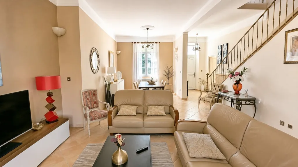 Séjour - Maison de Ville avec Véranda à Miramas