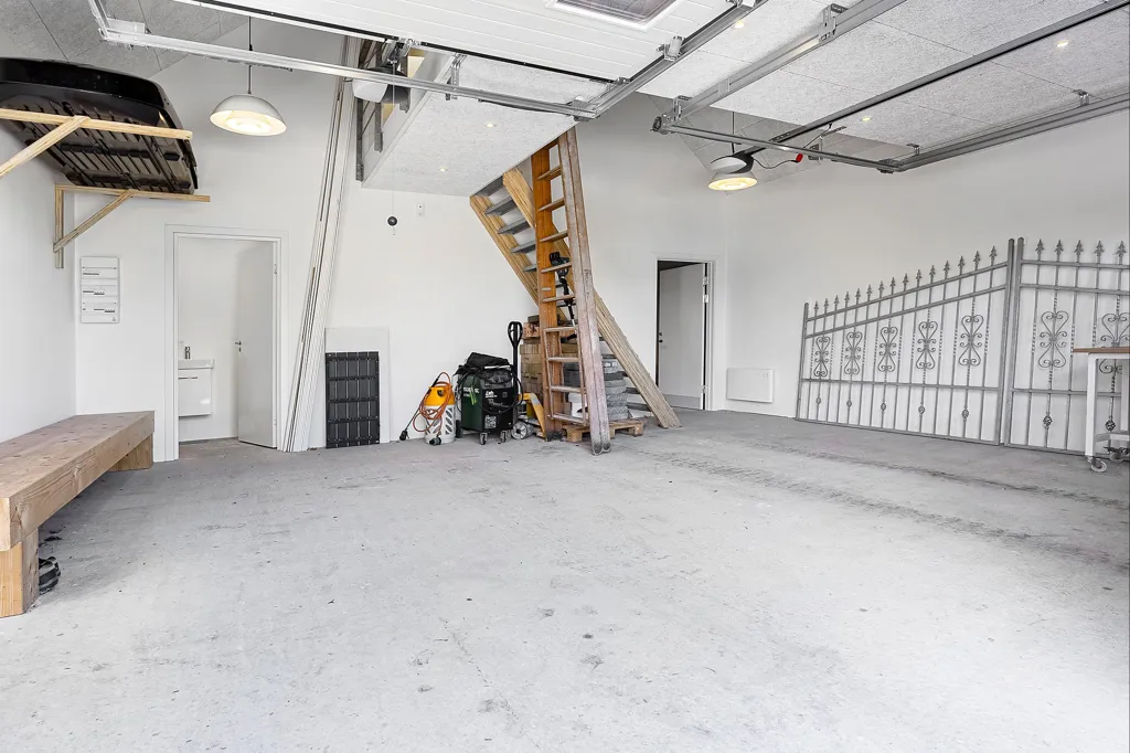 garage