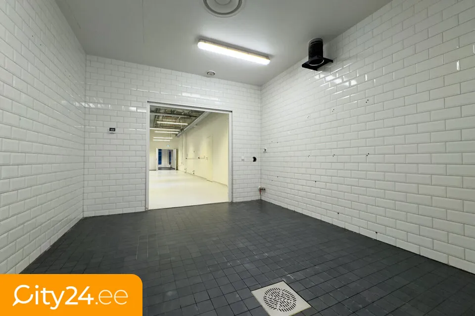 Esik - 6-toaline ärihoone asukohas Tallinn