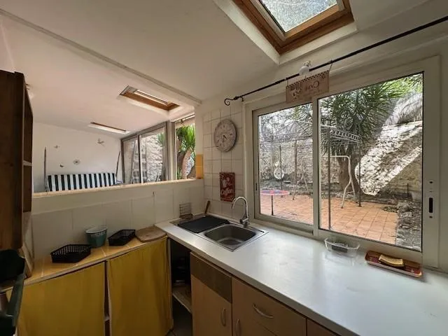 Cuisine - Appartement avec jardin et cave à Notre Dame du Mont Lodi