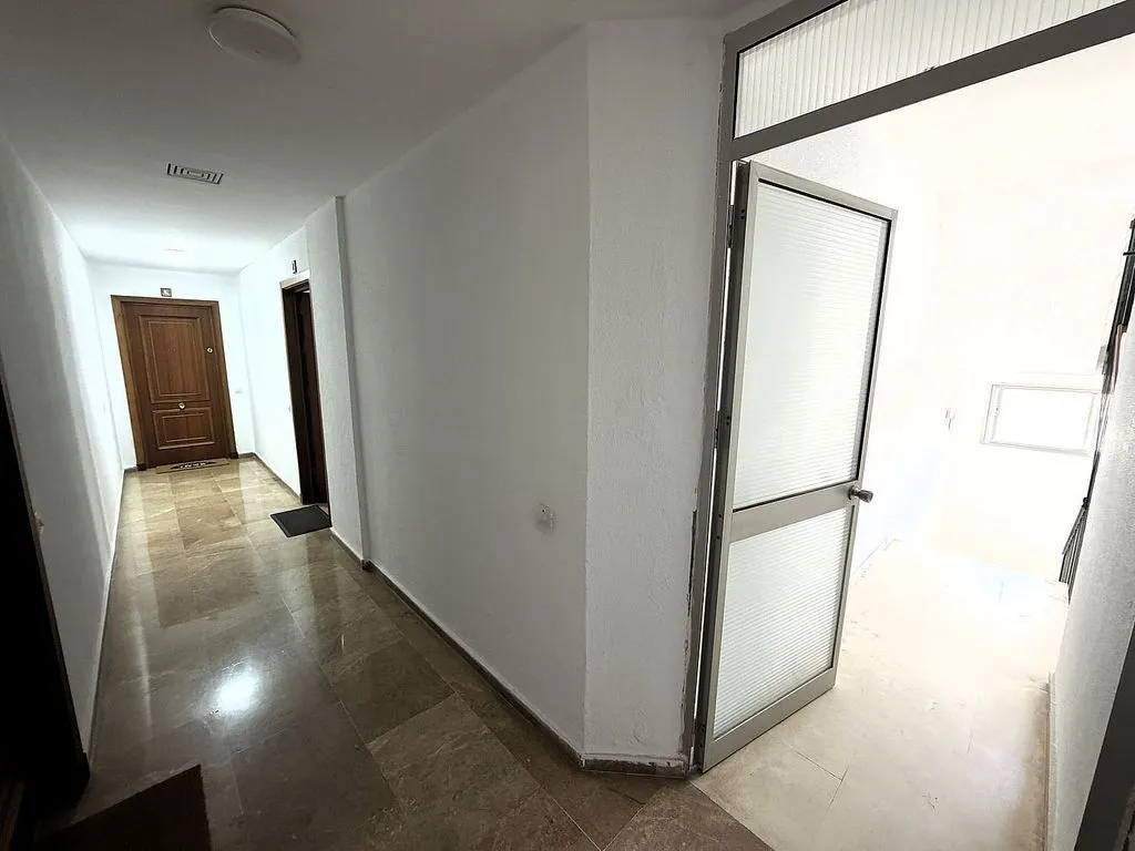 Esik - Beachfront Apartment with Garage in Playa Victoria